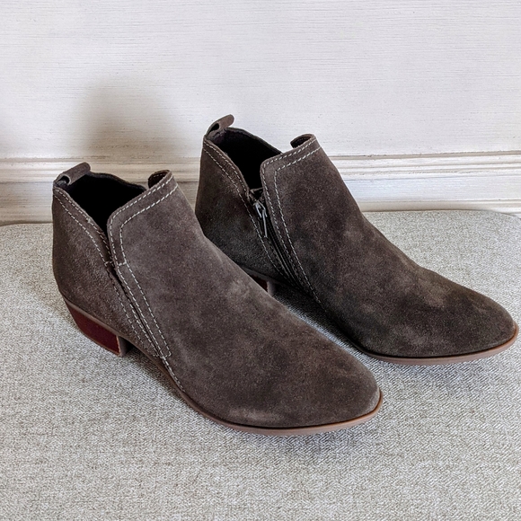 layla suede bootie